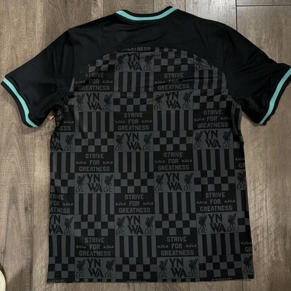 Lebron James Nike Black and Gold Football Jersey with YNWA Graphic Men's XXL - Picture 3 of 3